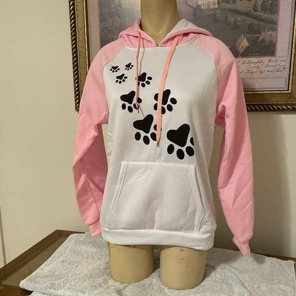 NEW HOODIE PAWS - Picture 2 of 3
